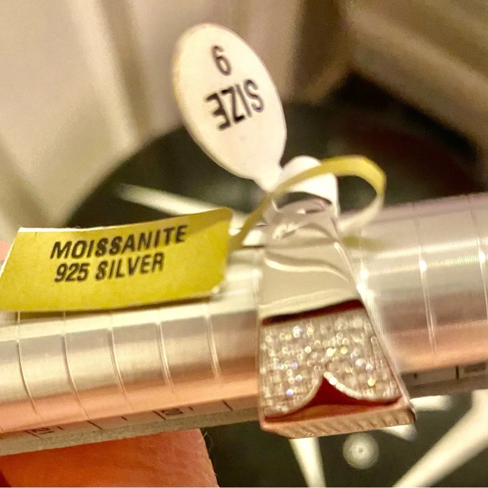 Moissanite 925 cigar band ring size 9